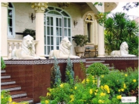 Pattaya House for Sale: Happiness Castle by Lake