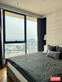 The Lumpini Sukhumvit 24 Condominium For Rent