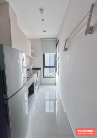 CENTRIC Ari Station Condominium For Rent