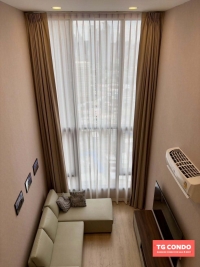Life Rama 4-Asoke Condominium For Rent