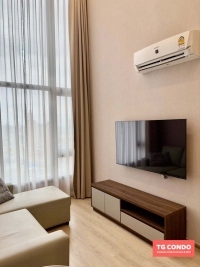 Life Rama 4-Asoke Condominium For Rent
