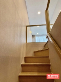 Life Rama 4-Asoke Condominium For Rent
