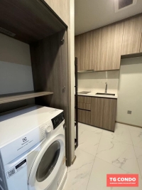 Celes Asoke Condominium For Rent