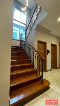 Grand Bangkok Boulevard Srinakarin House For Rent